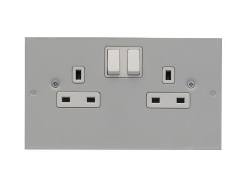Twin Switched Socket 3 Compt