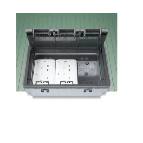 Legrand (Arena Walsall) 3 Compt Cavity Floorbox CB3
